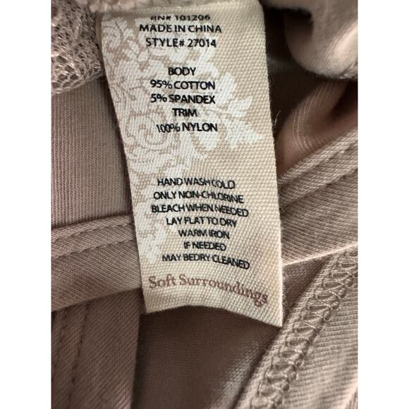 Soft Surroundings Sz L Neutral Lace Hem Top Romantic Boho Cottagecore Feminine - Picture 5 of 5